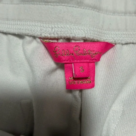 Lilly Pulitzer white cotton shorts - Picture 2 of 4